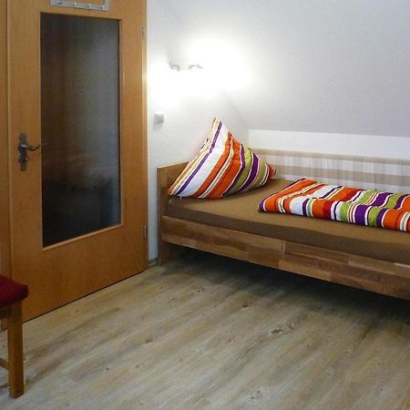 Holiday Apartment An Der Meisse, Bergen Bleckmar Extérieur photo