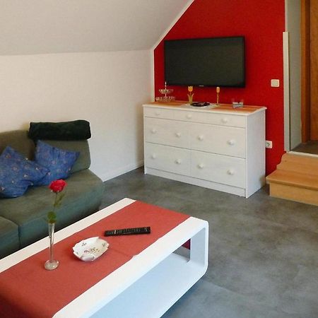 Holiday Apartment An Der Meisse, Bergen Bleckmar Extérieur photo