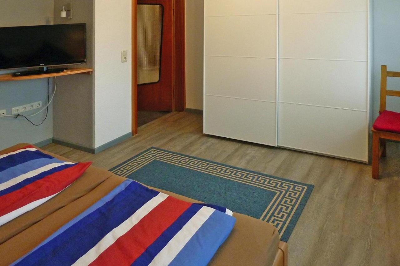 Holiday Apartment An Der Meisse, Bergen Bleckmar Extérieur photo